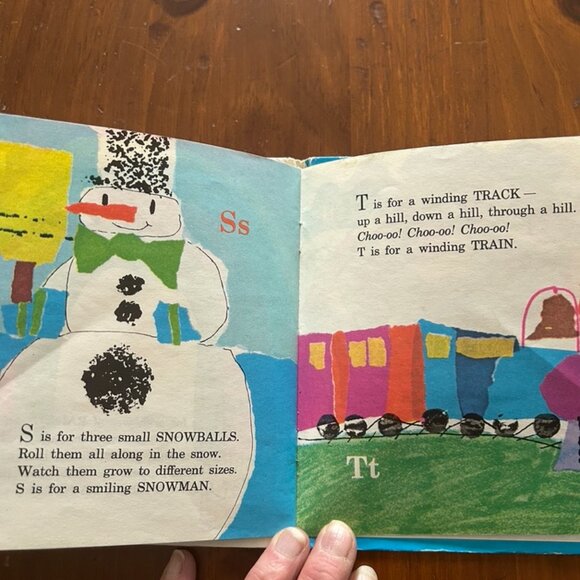 4 Vintage Whitman Tell-A-Tale Children's Books - Picture 4 of 16